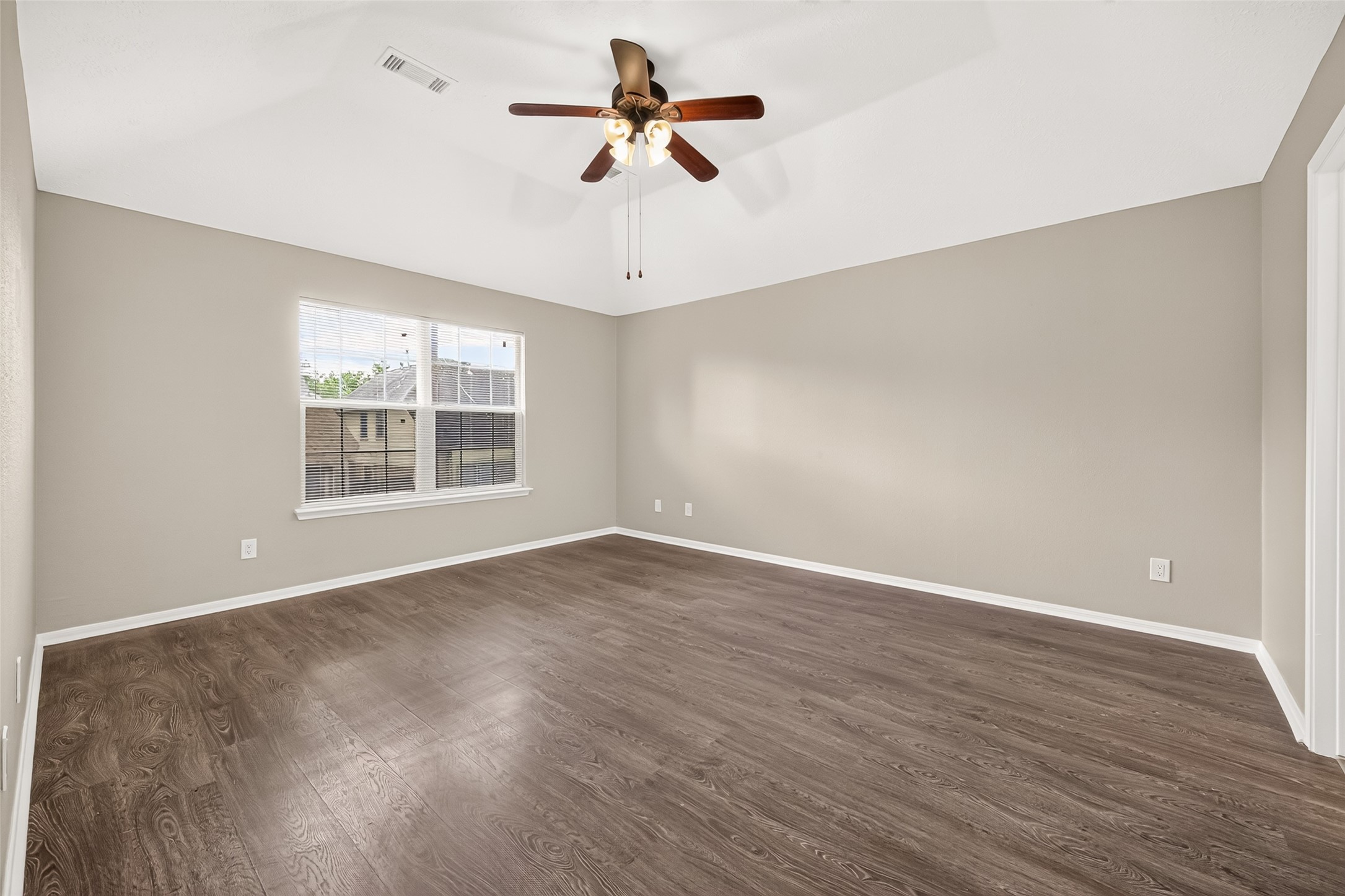 5631 Roserock Lane Property Photo 28