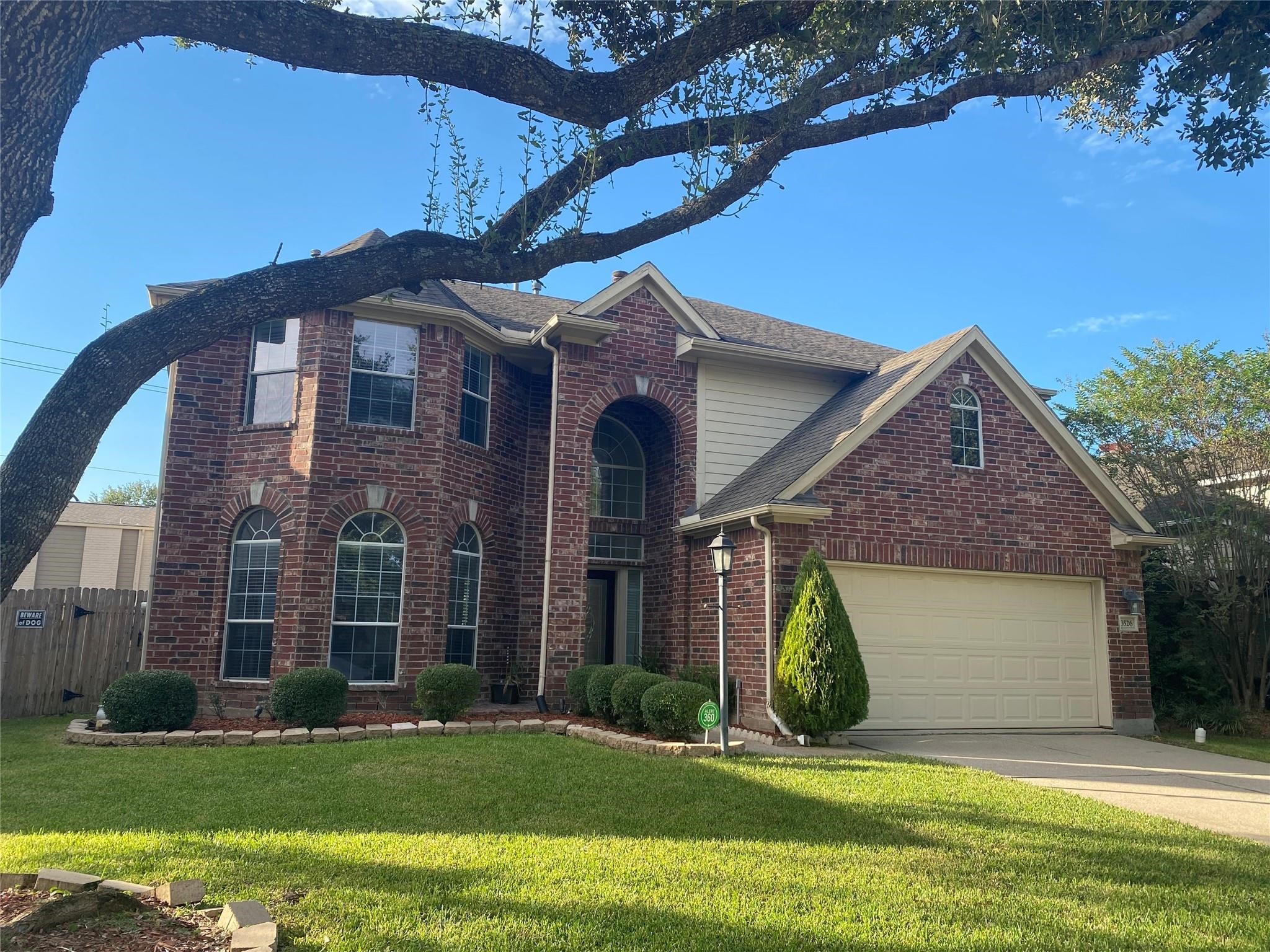 3526 Pine Valley Drive Property Photo 1