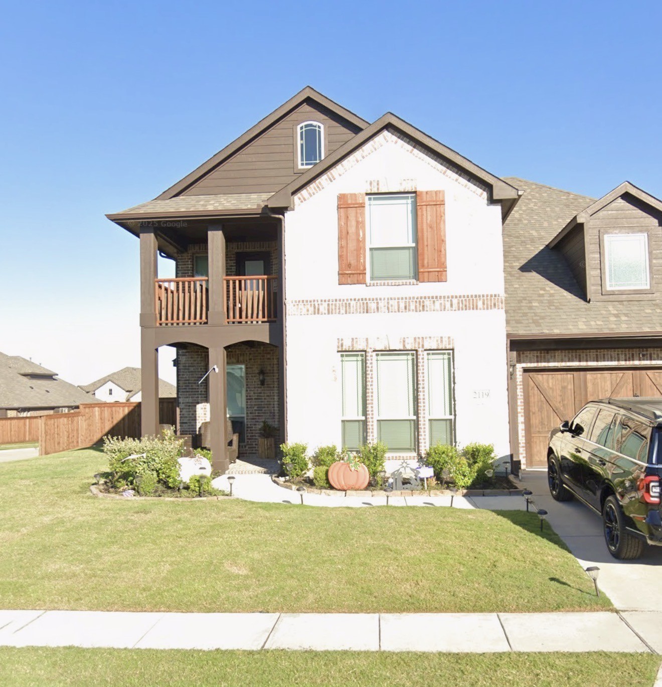 2119 Devonblue Drive Property Photo 2