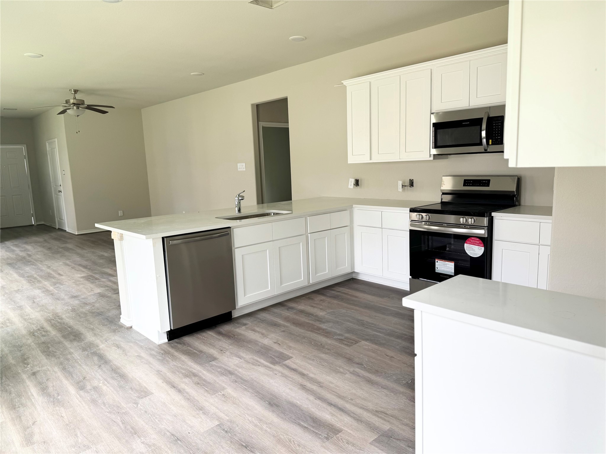 1563 Belton Lane Property Photo 6