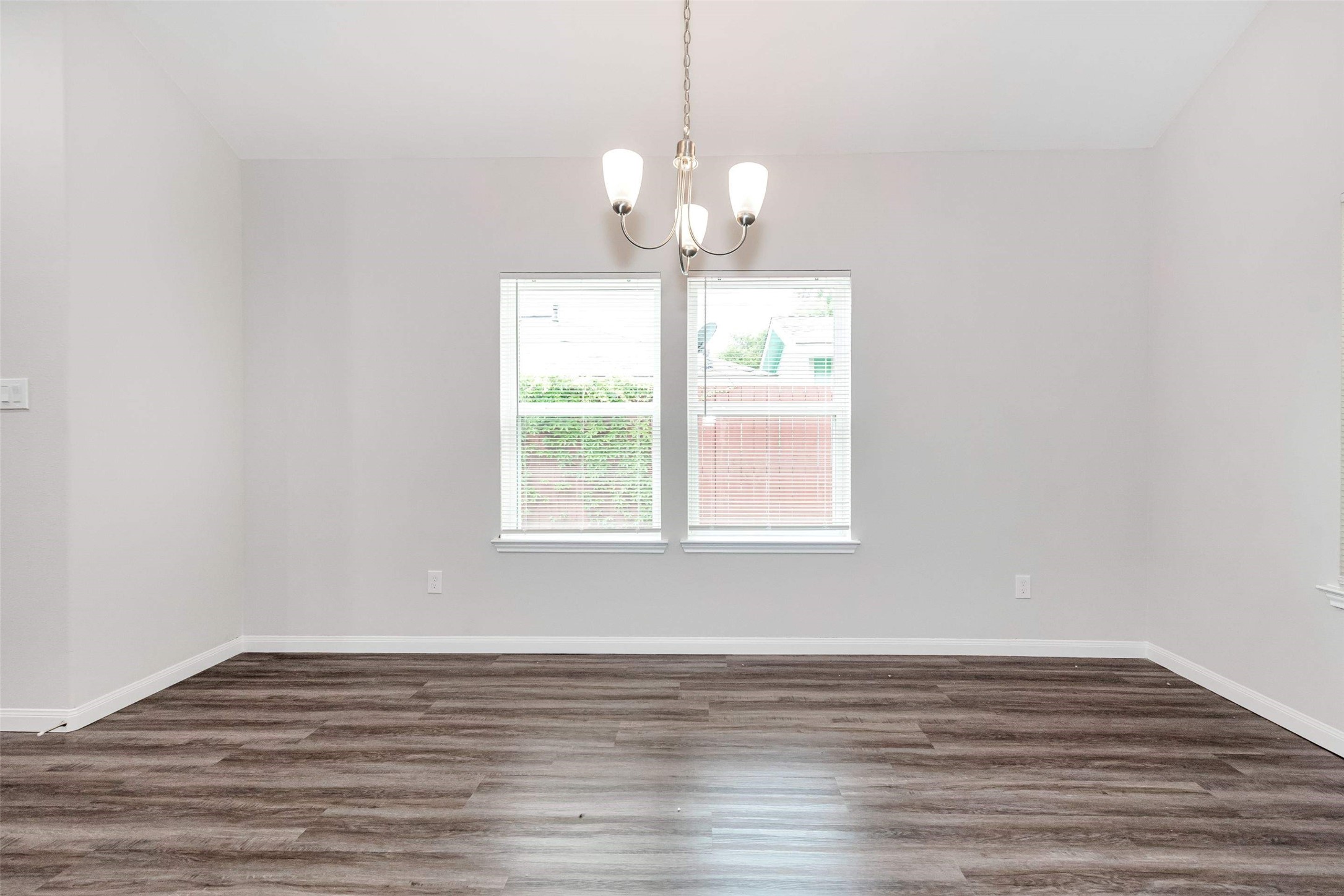 1206 Denison Property Photo 6