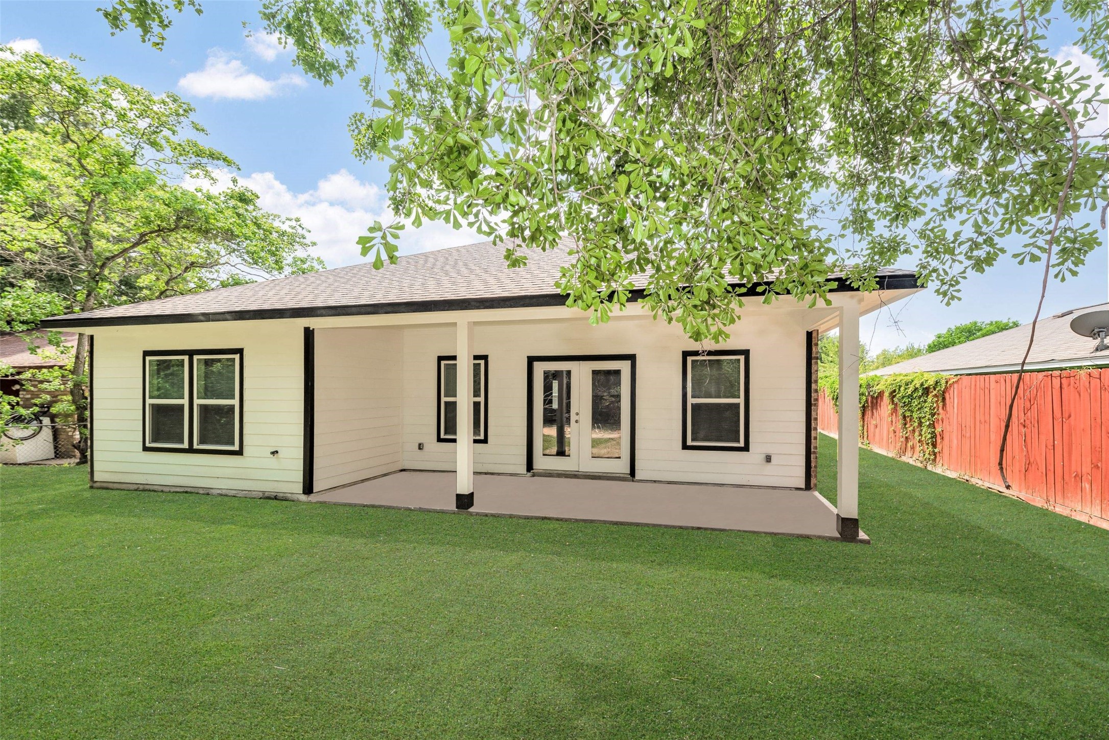 1206 Denison Property Photo 17