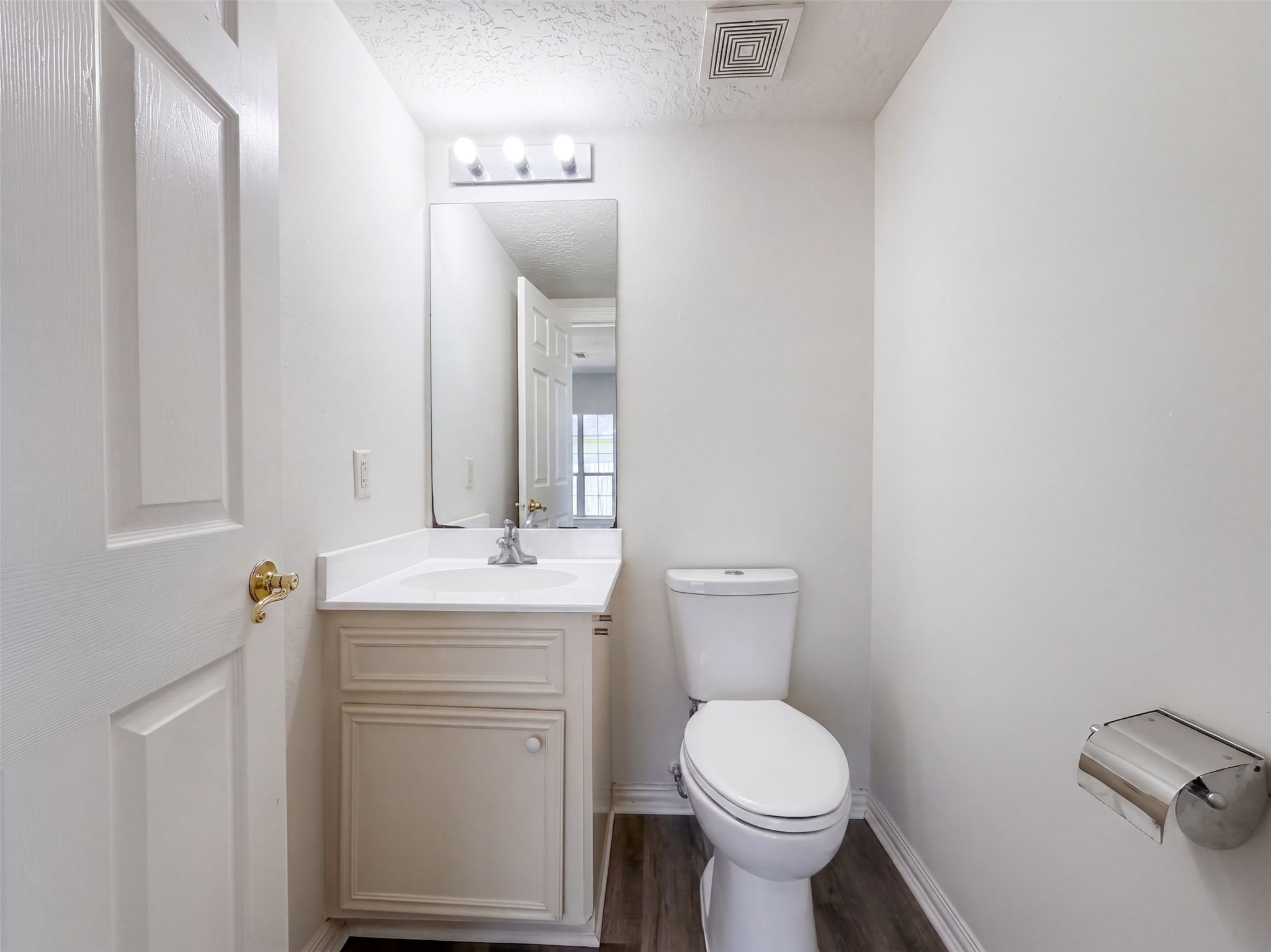107 S Creek Drive Property Photo 14