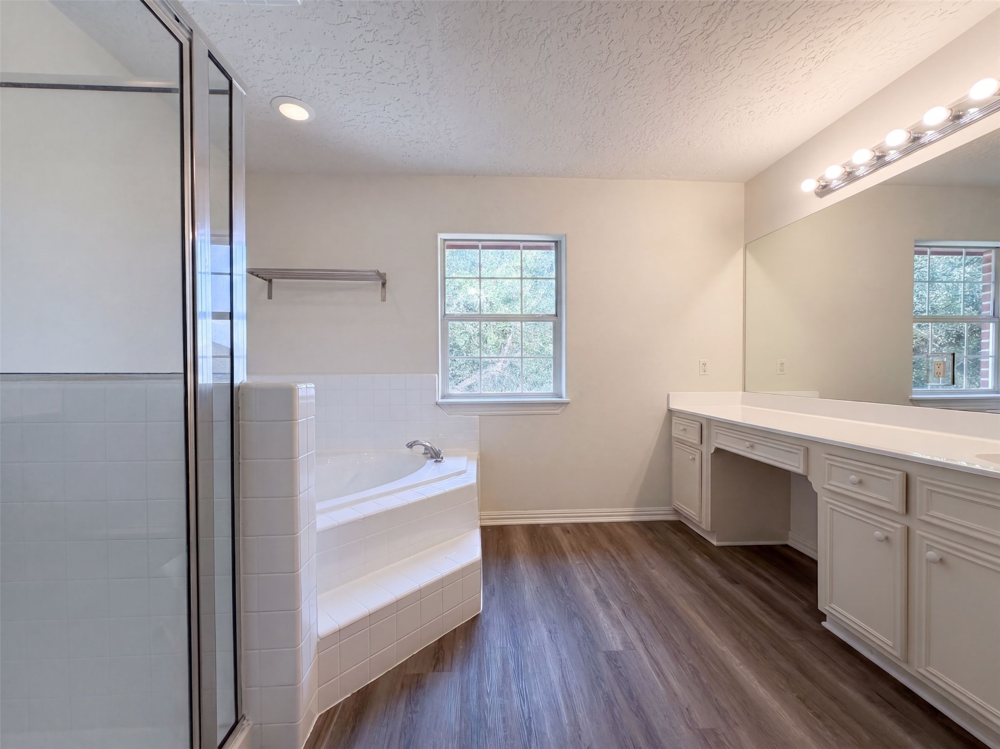 107 S Creek Drive Property Photo 15