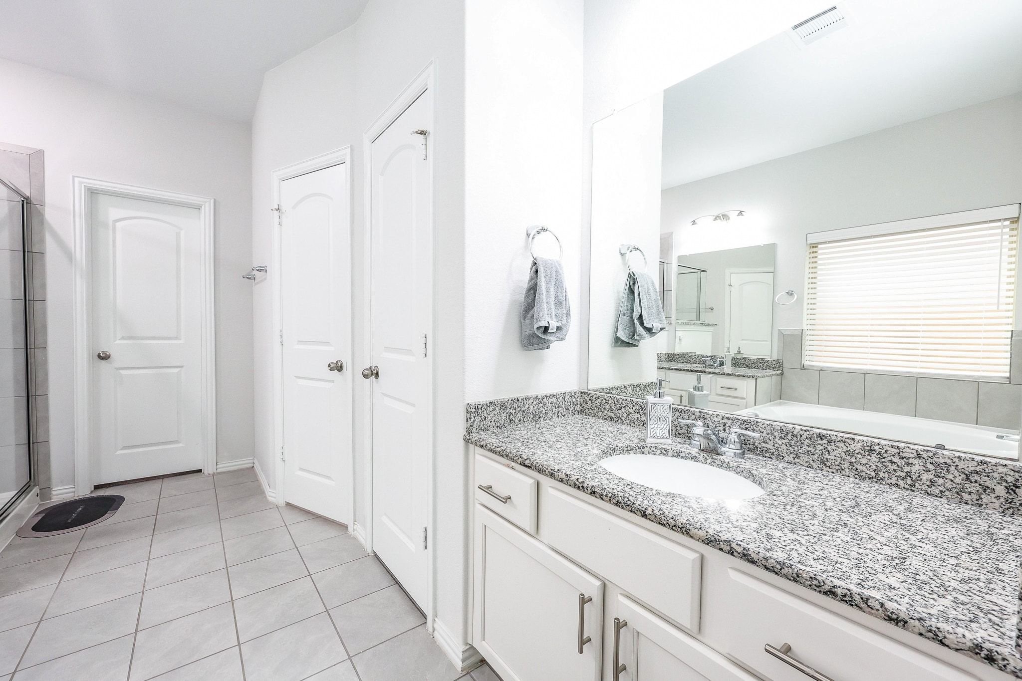 138 Sunray Creek Drive Property Photo 21