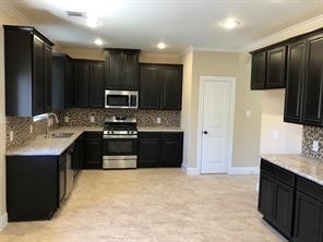 8419 Willow Gables Court Property Photo 6