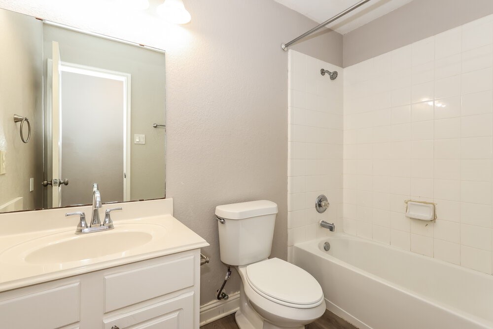 29623 Legends Bluff Drive Property Photo 16
