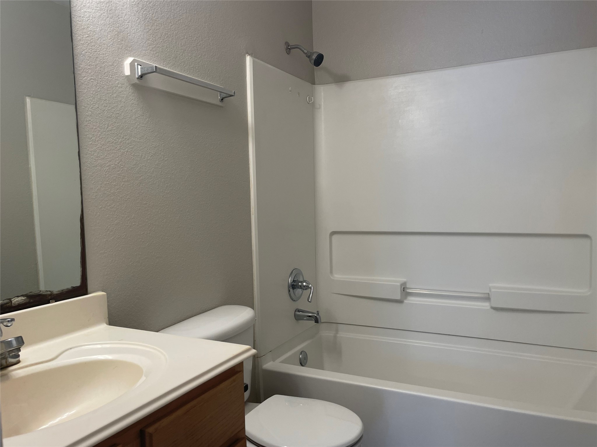 19819 Creston Cove Court Property Photo 18