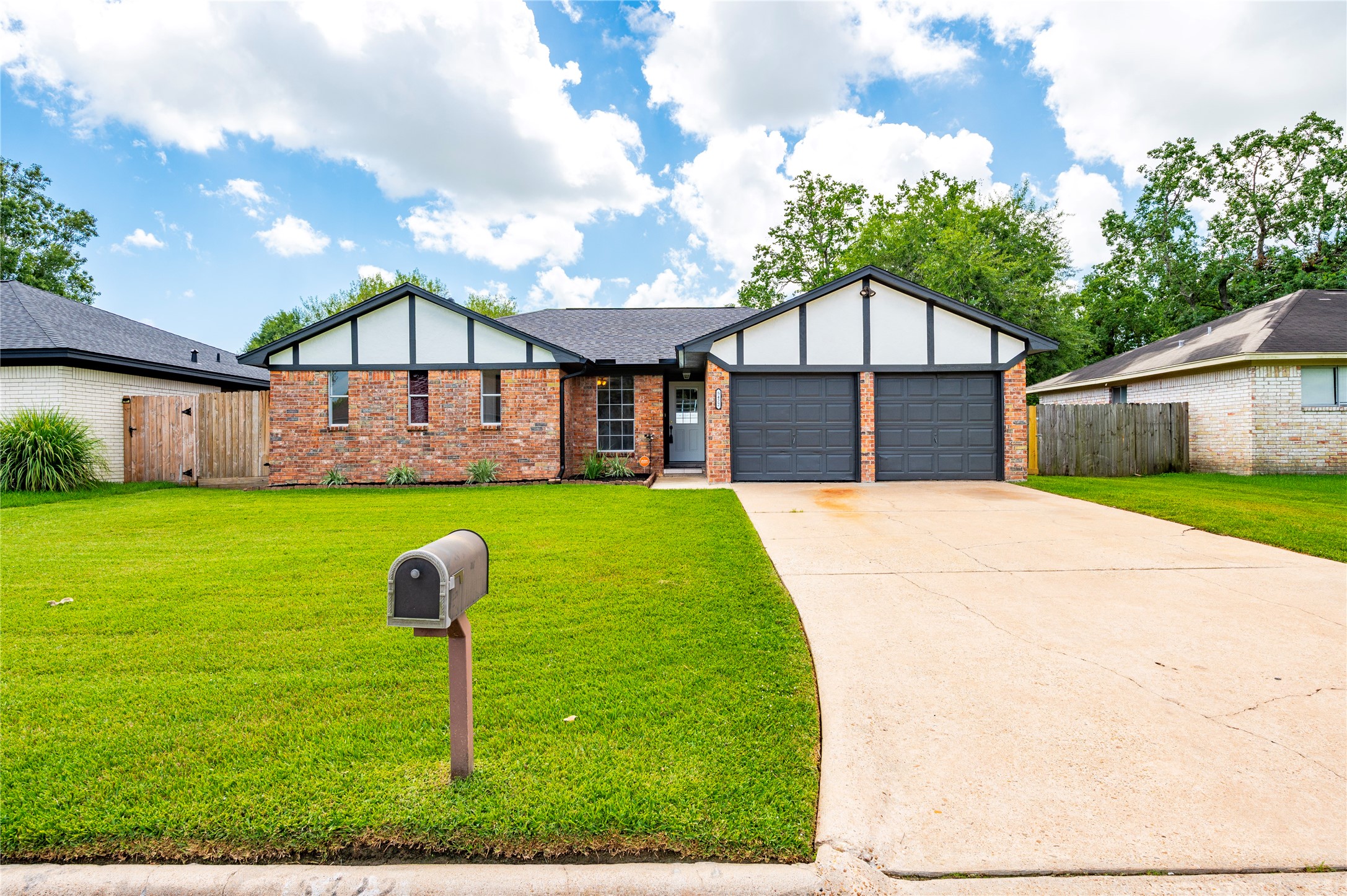 5422 Thistle Drive Property Photo 4