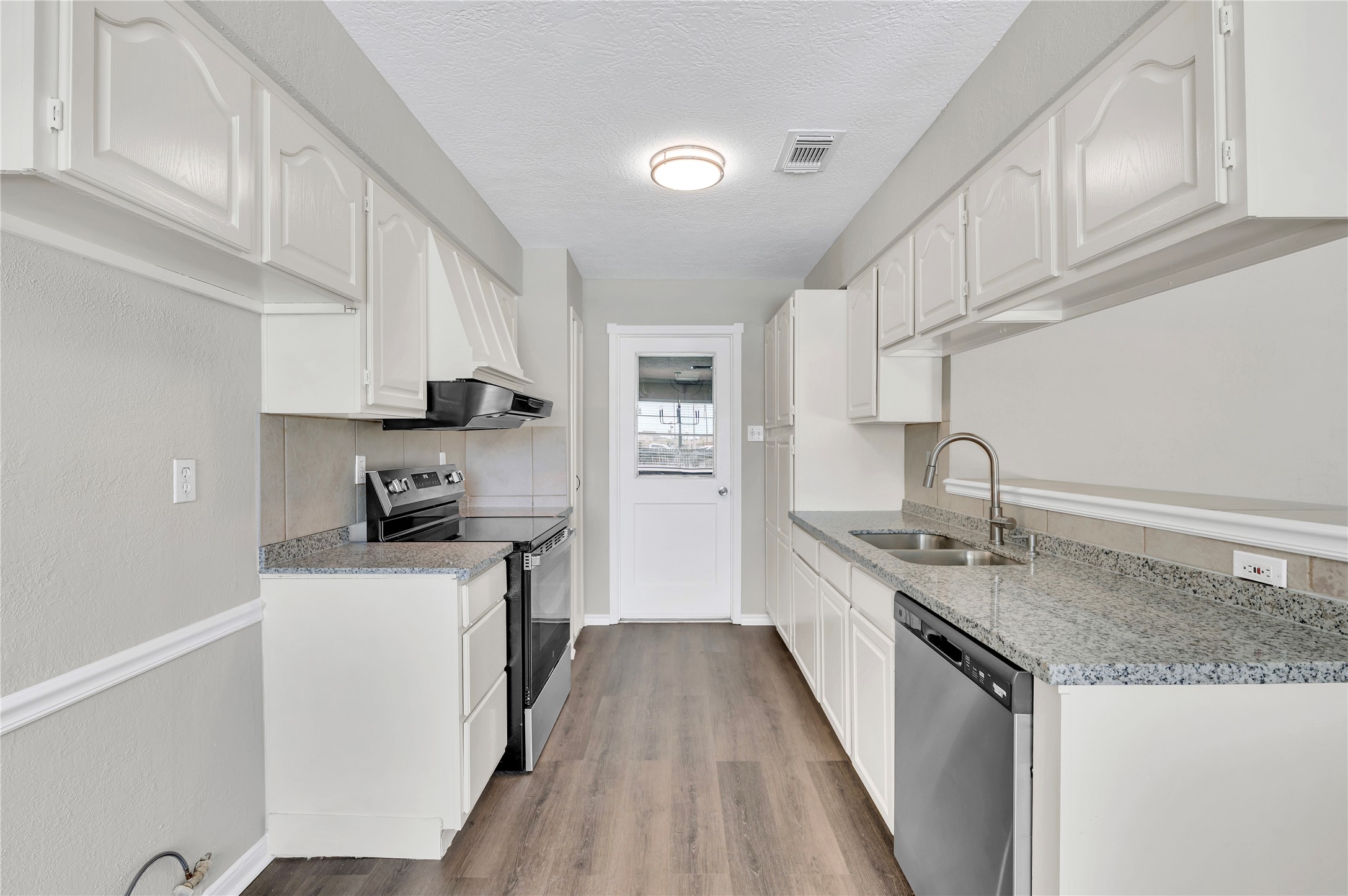 5422 Thistle Drive Property Photo 32