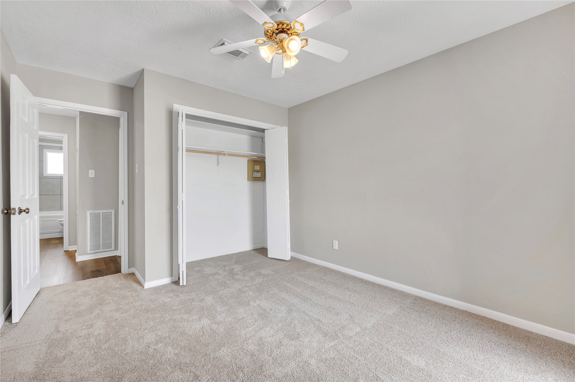 5422 Thistle Drive Property Photo 33