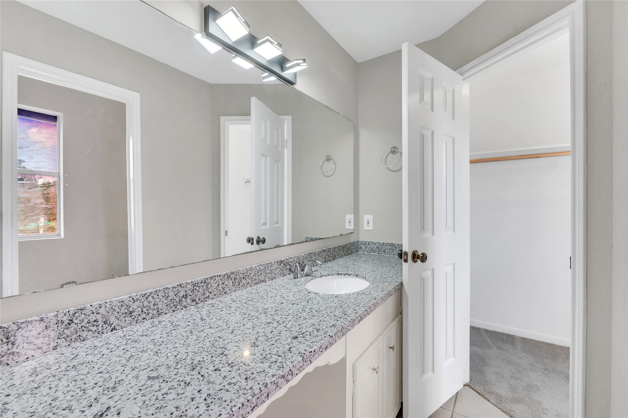 5422 Thistle Drive Property Photo 38