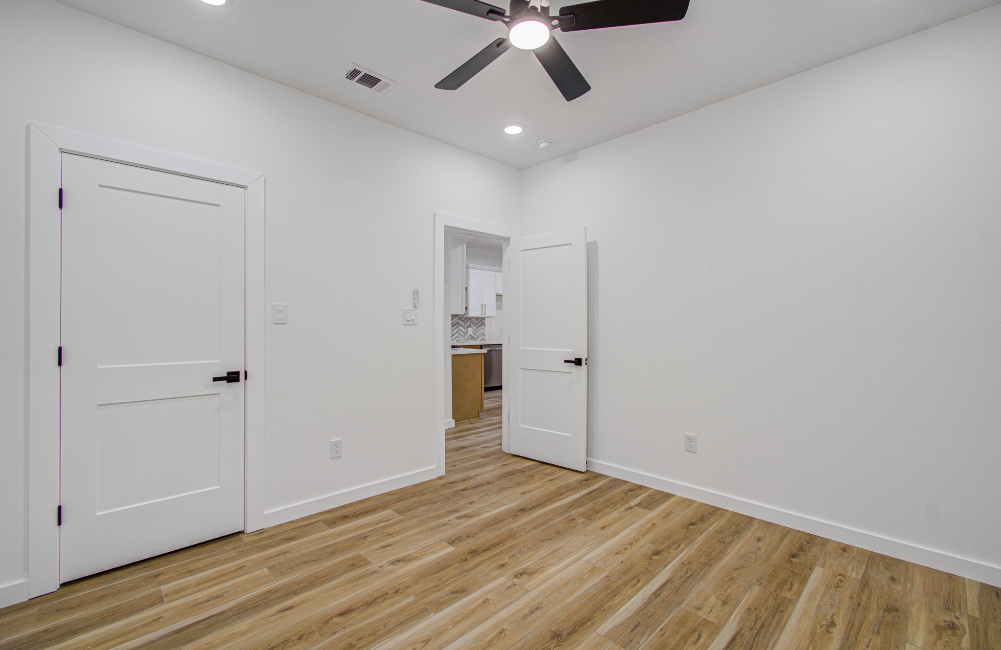 5315 Dewberry Street A Property Photo 9