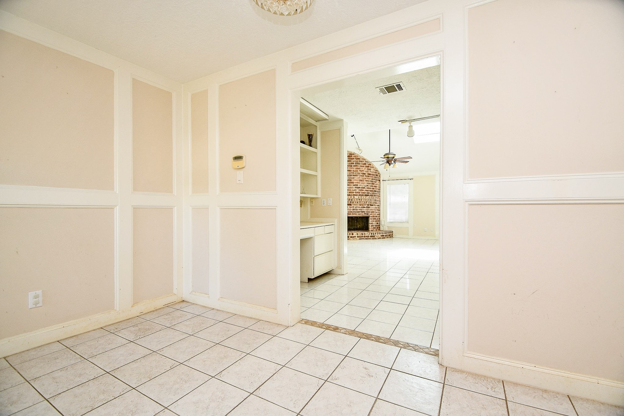 25121 Lakeview Road Property Photo 8