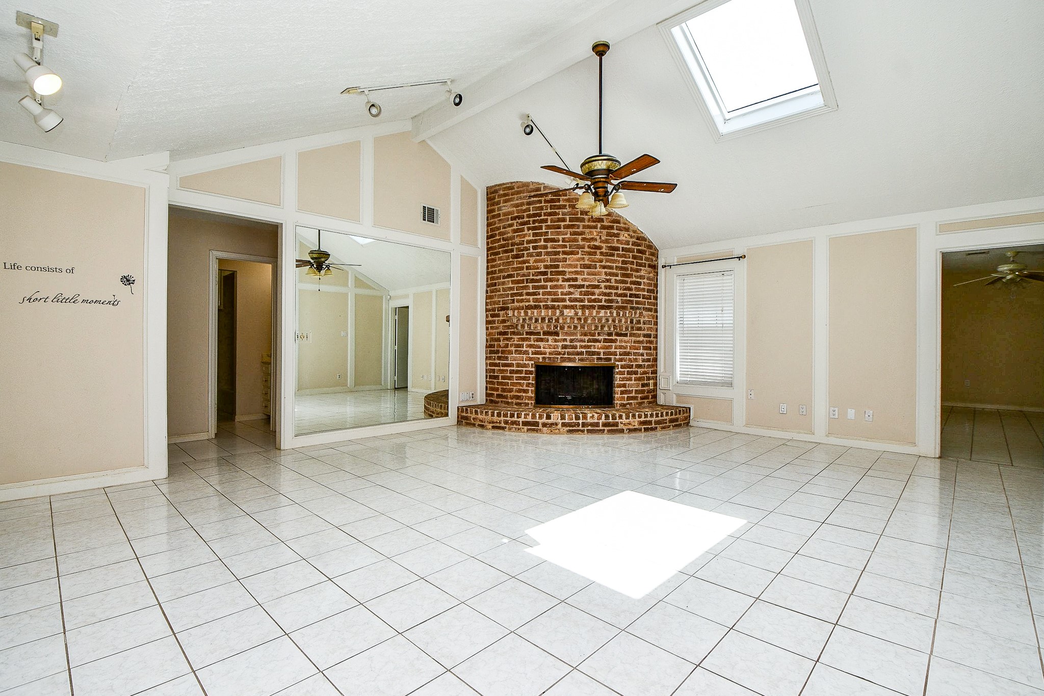25121 Lakeview Road Property Photo 21