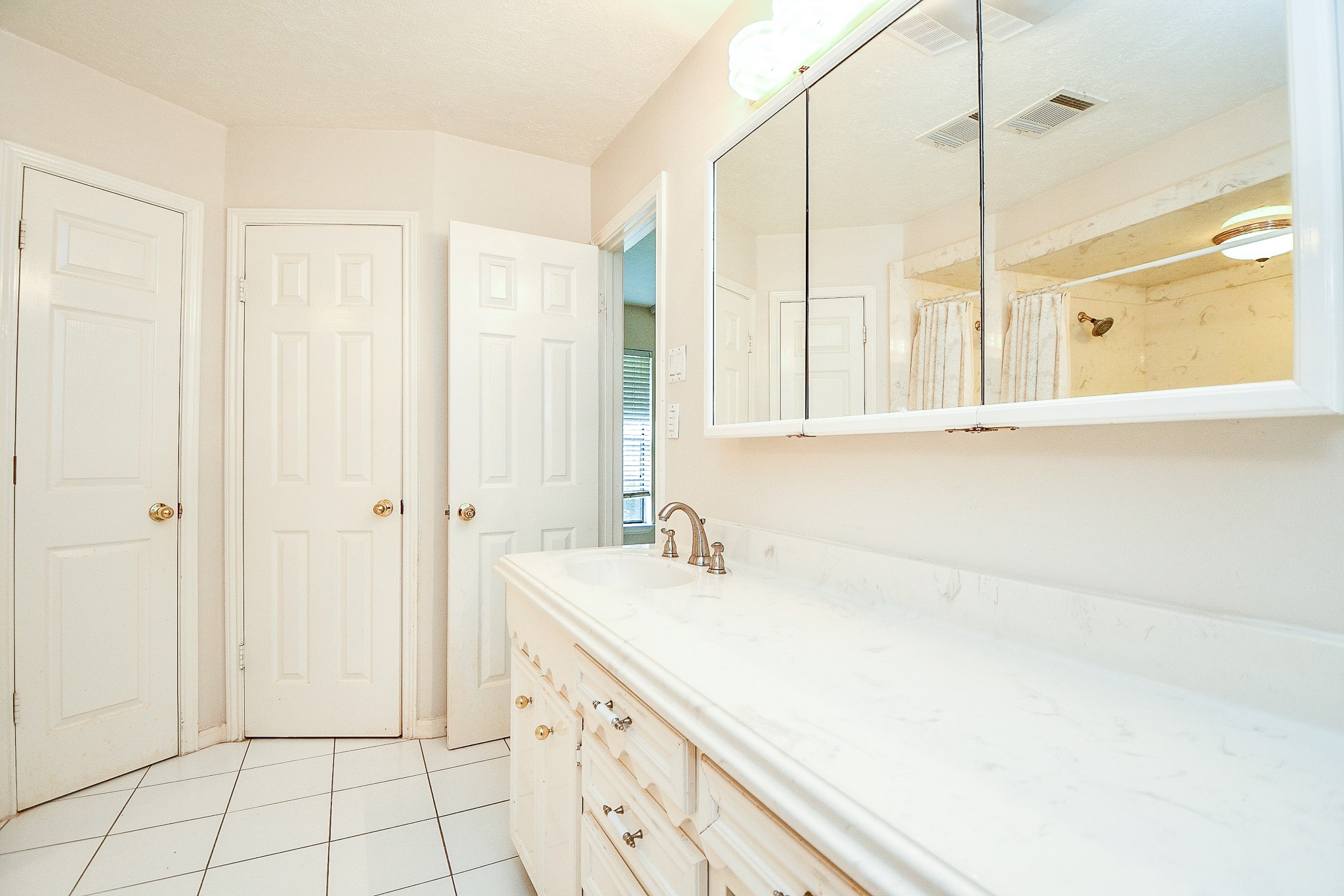 25121 Lakeview Road Property Photo 24