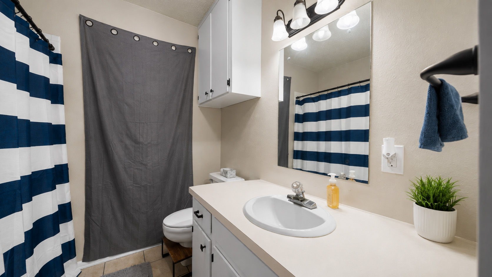 2015 Lee Street Property Photo 7