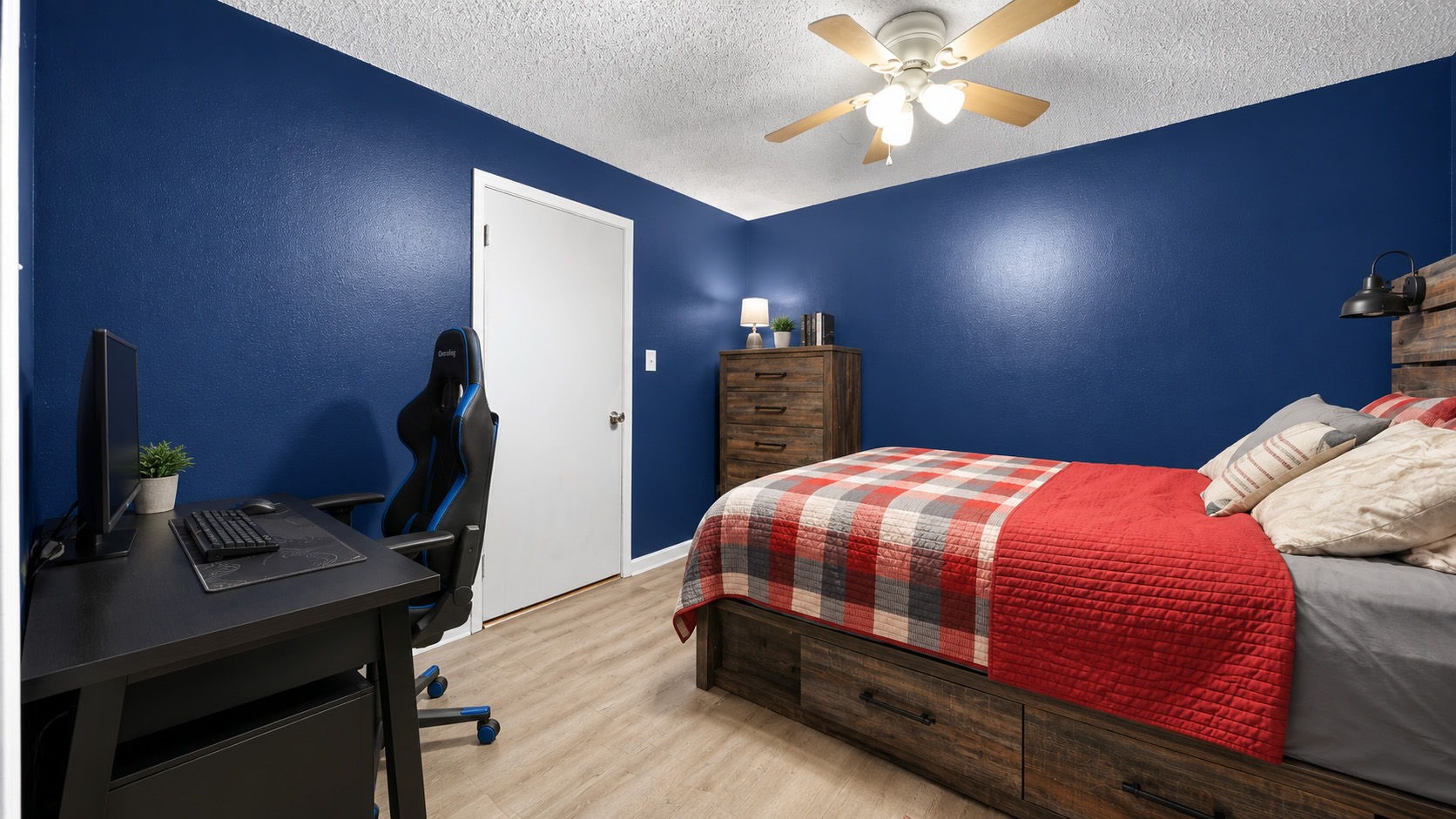 2015 Lee Street Property Photo 12