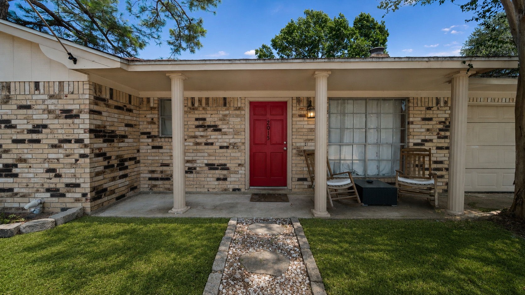 2015 Lee Street Property Photo 13