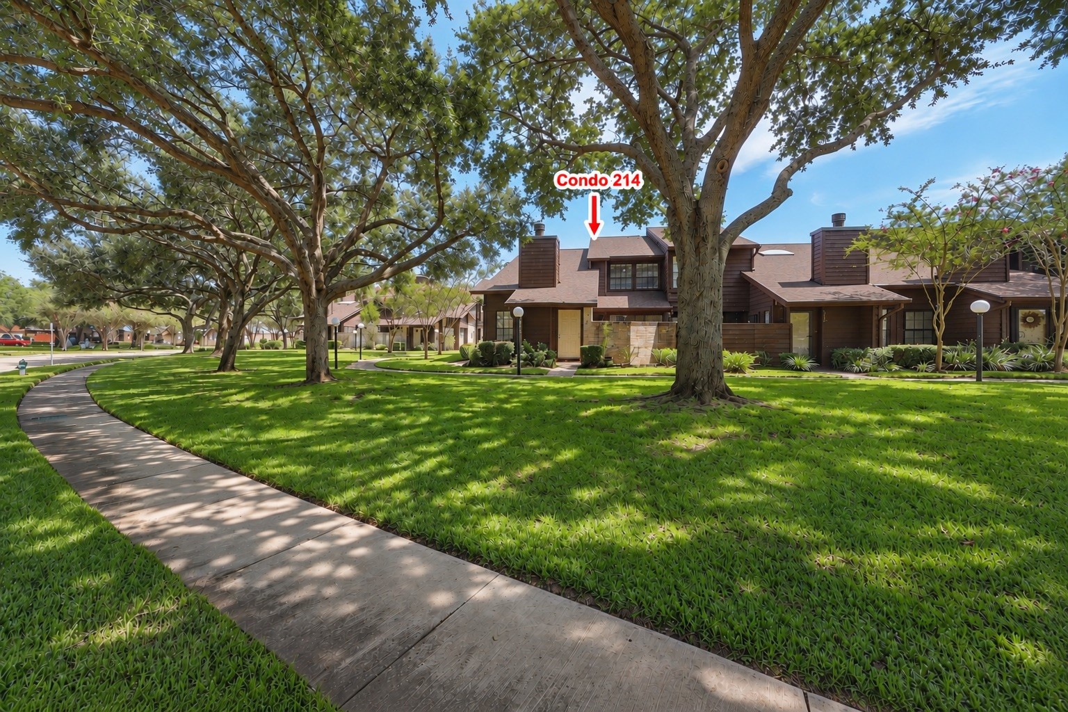 2611 Grants Lake Boulevard 214 Property Photo 2