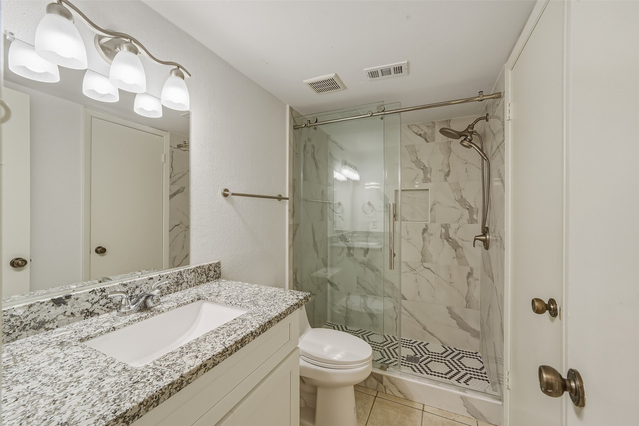 2611 Grants Lake Boulevard 214 Property Photo 17