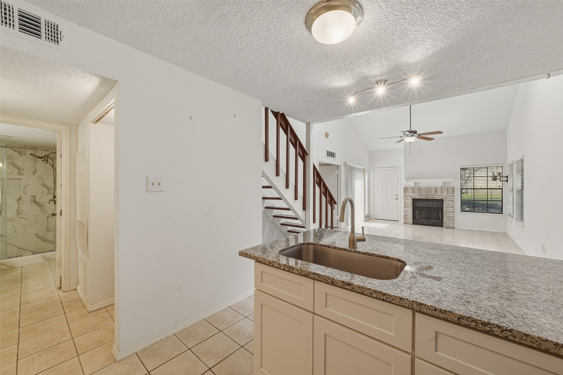 2611 Grants Lake Boulevard 214 Property Photo 19