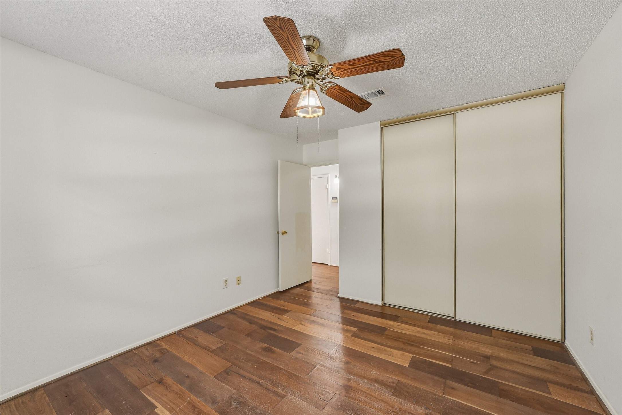 2611 Grants Lake Boulevard 214 Property Photo 26