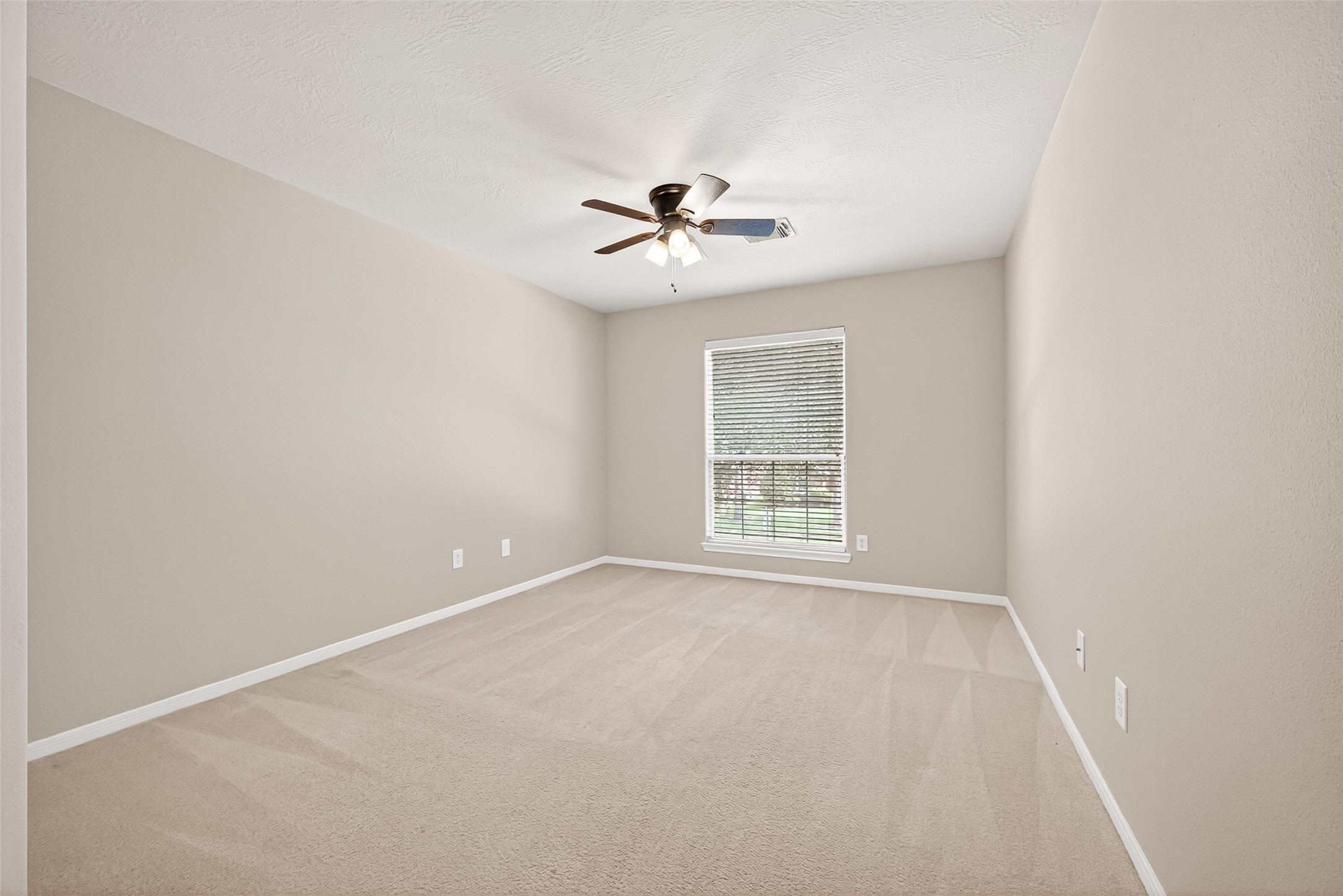 17706 Emerald Garden Lane Property Photo 38