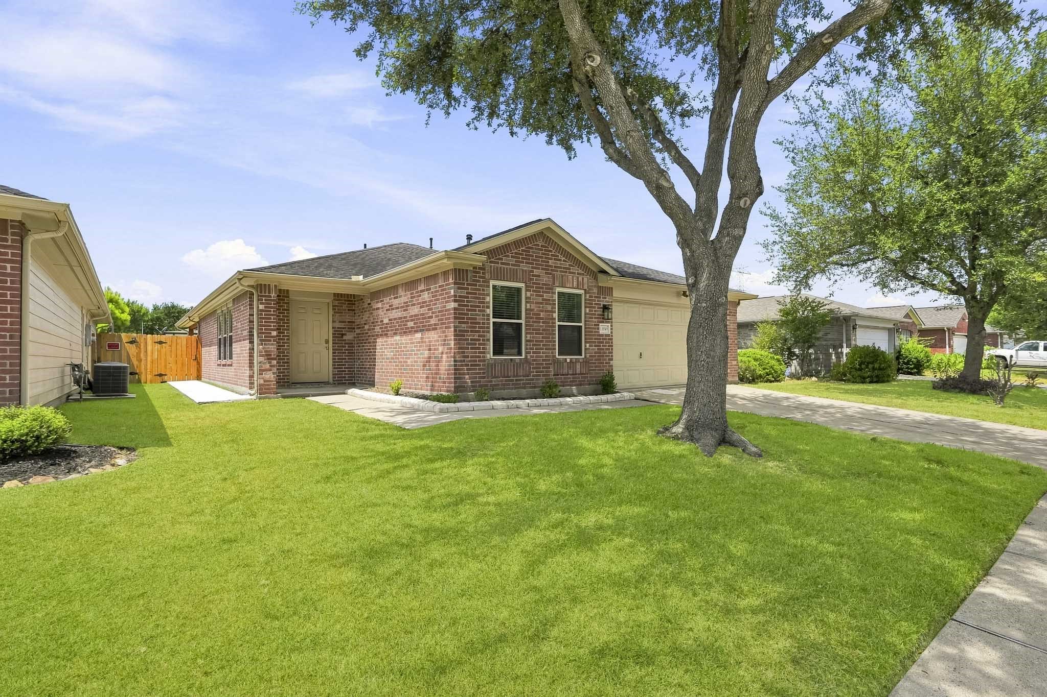 13510 Gospel Way Property Photo 1