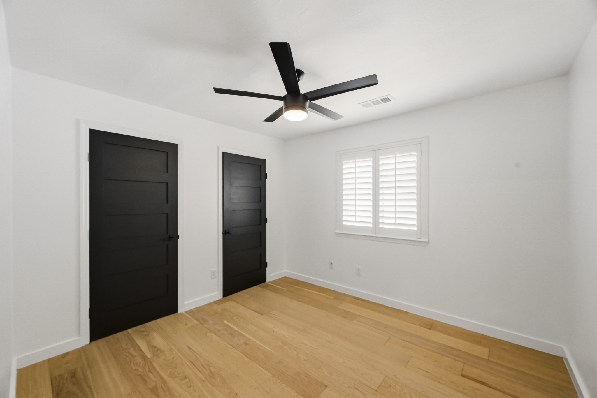 13510 Gospel Way Property Photo 16