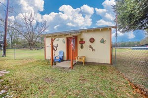 15190 Us Highway 96 S Property Photo 18