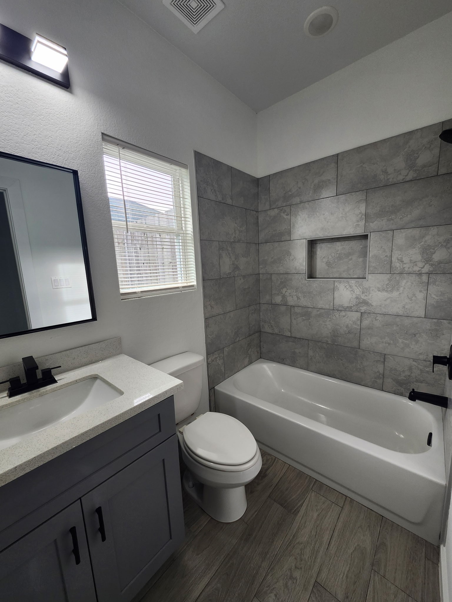 1418 Road 5607 Property Photo 9