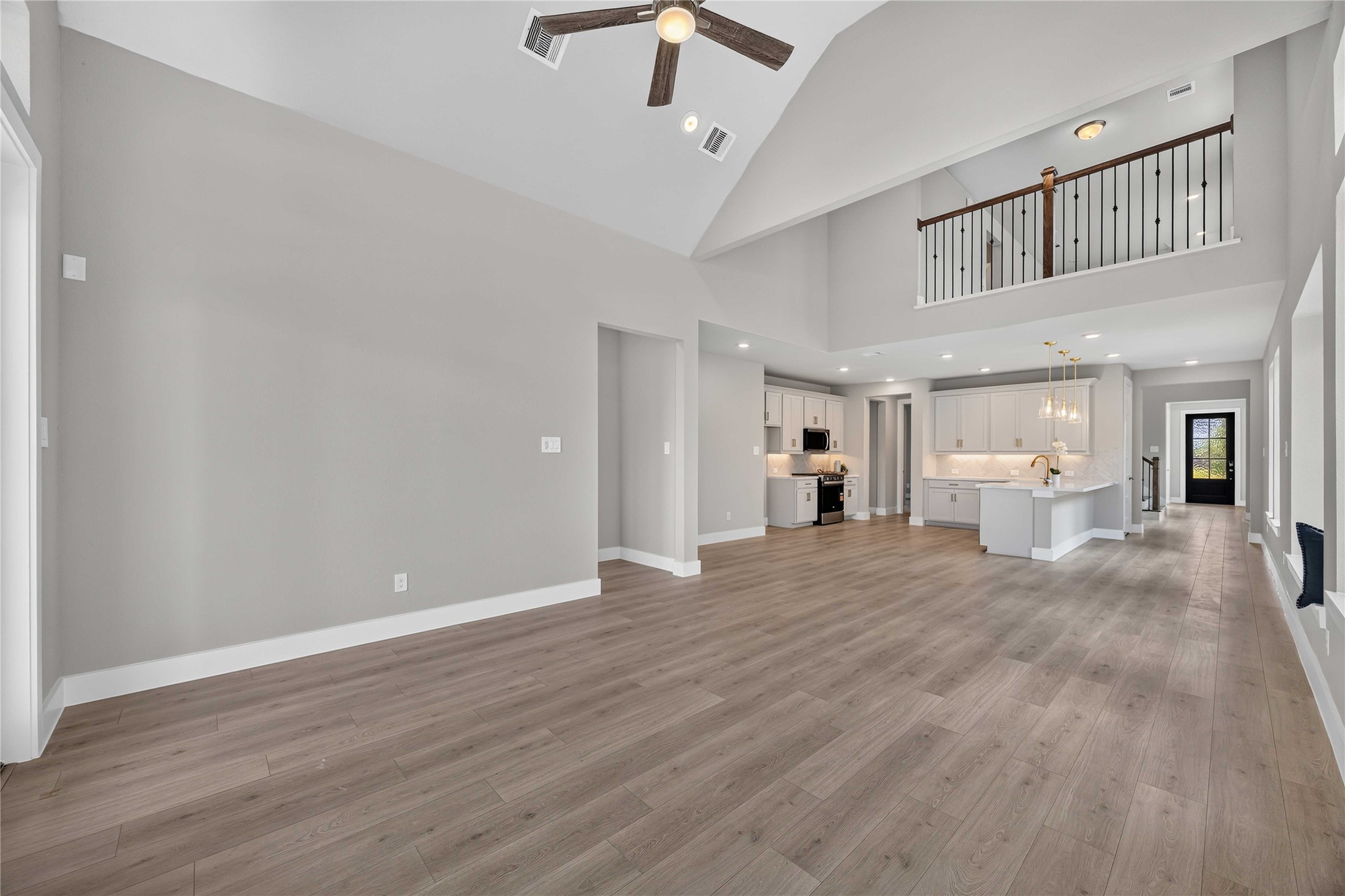 2211 Grapewood Lane Property Photo 15