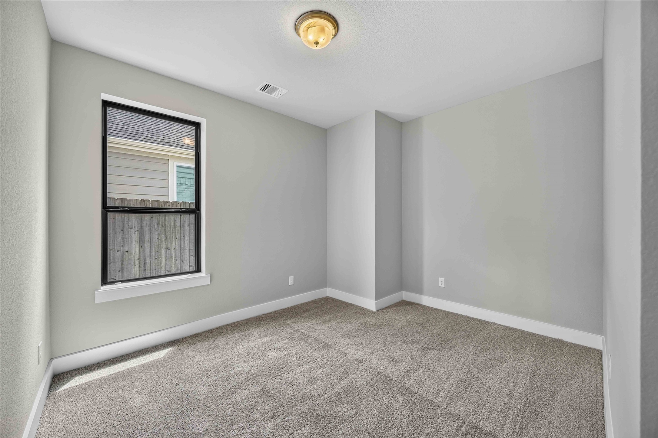 2211 Grapewood Lane Property Photo 20