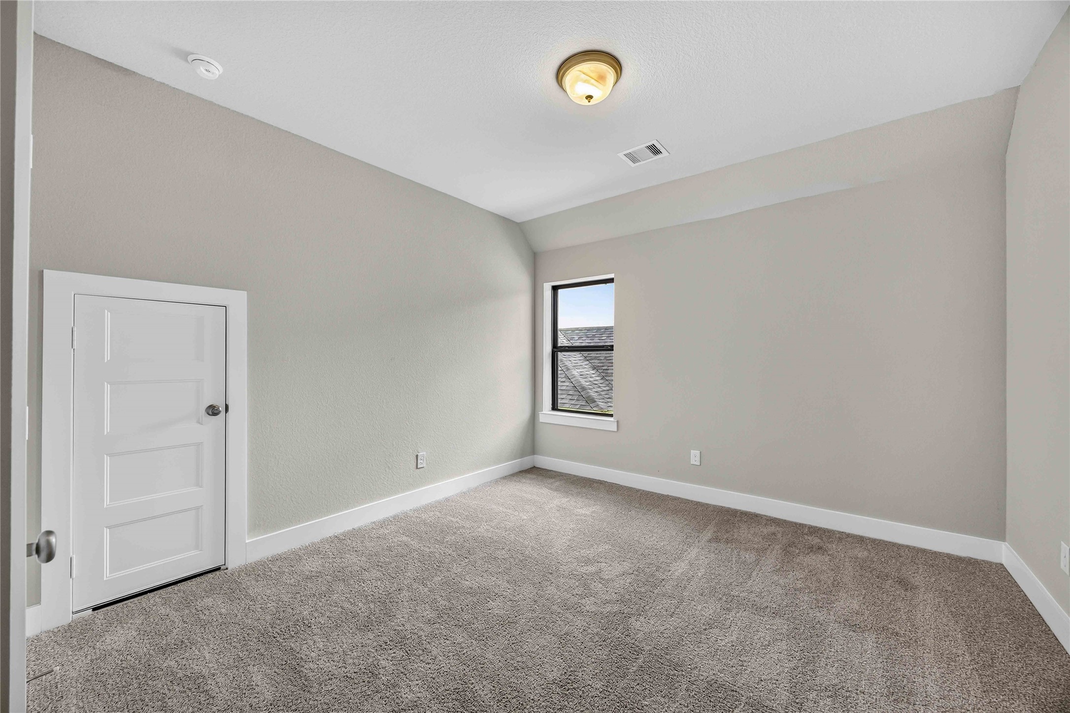 2211 Grapewood Lane Property Photo 31