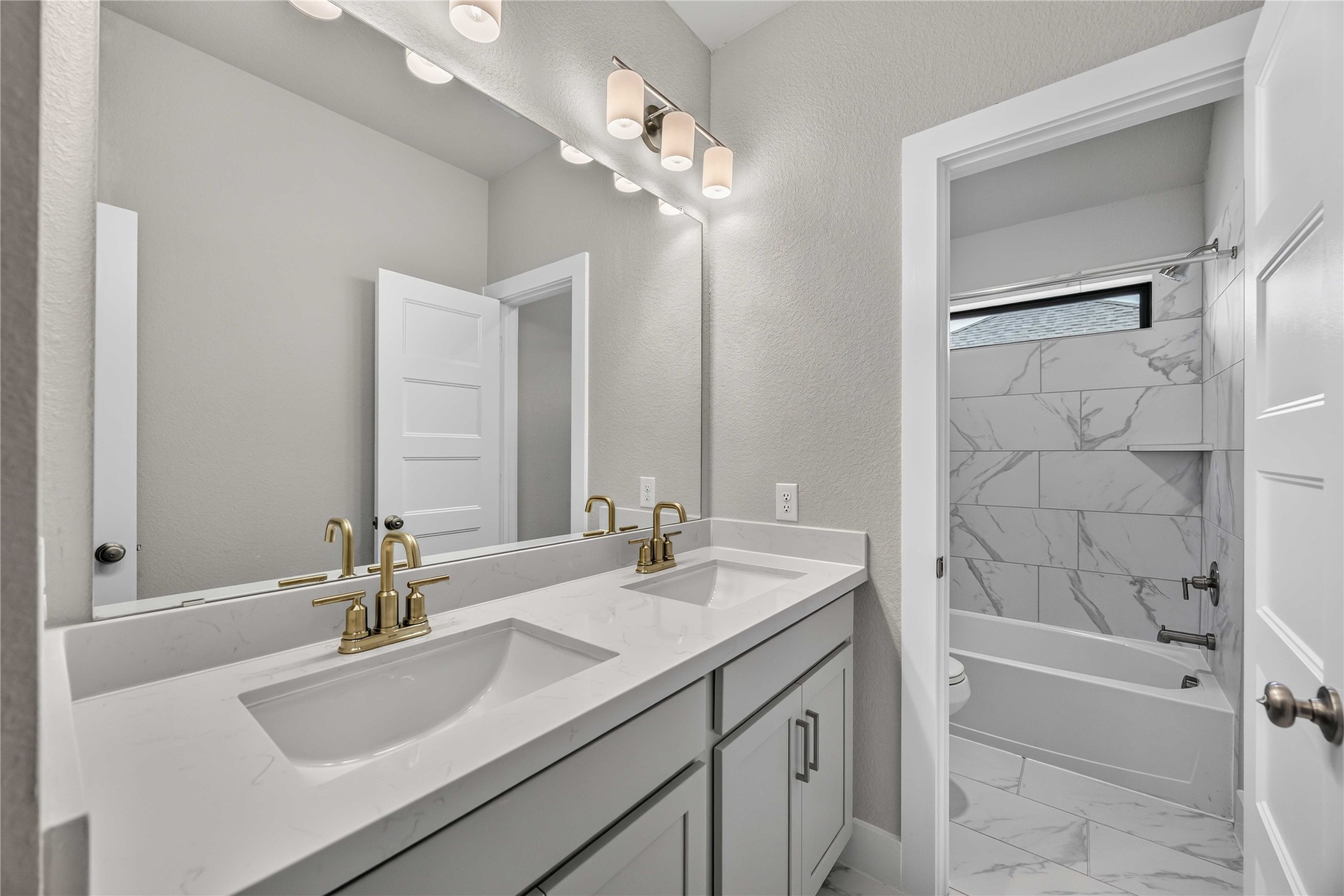 2211 Grapewood Lane Property Photo 33