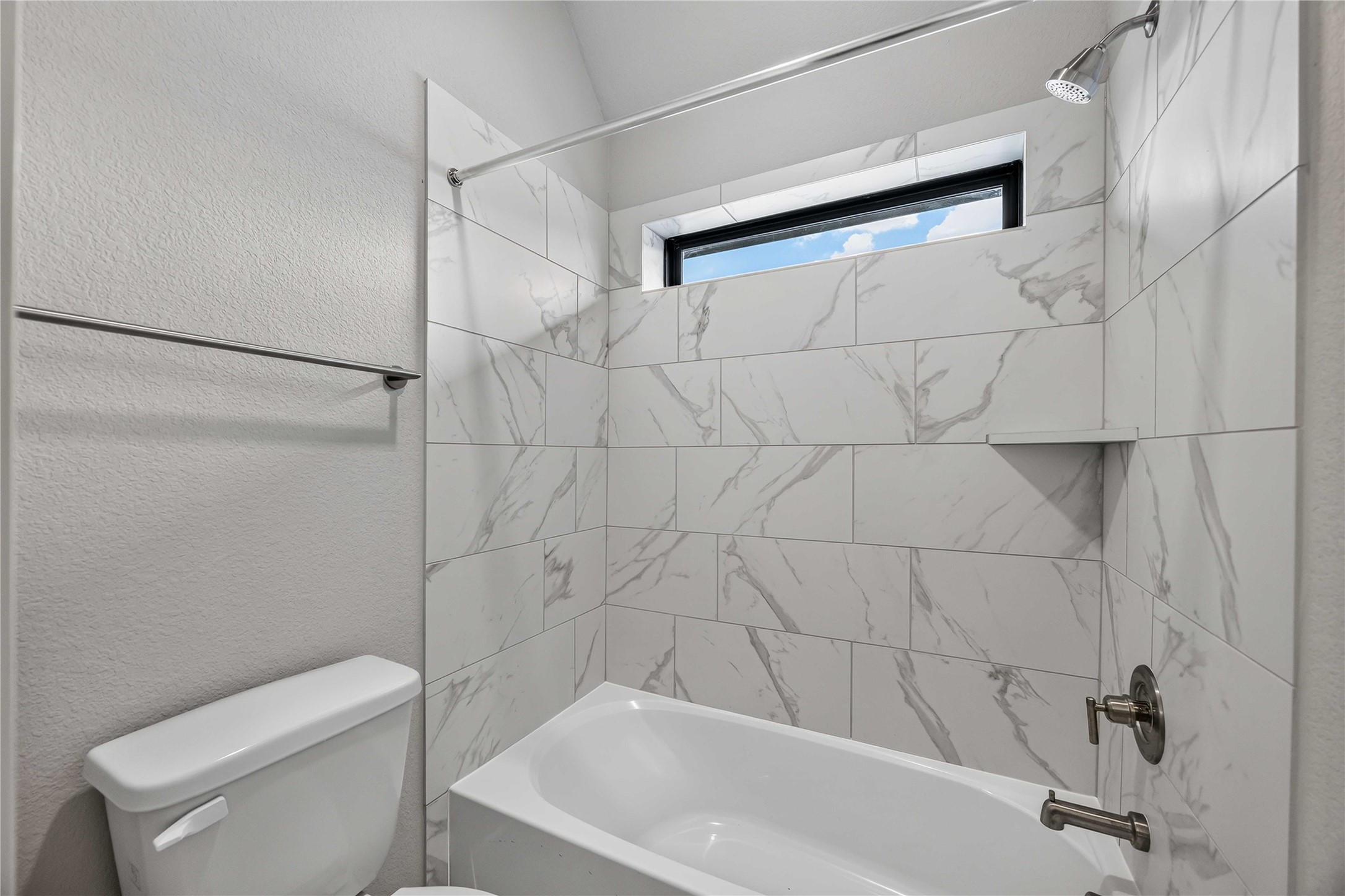 2211 Grapewood Lane Property Photo 34