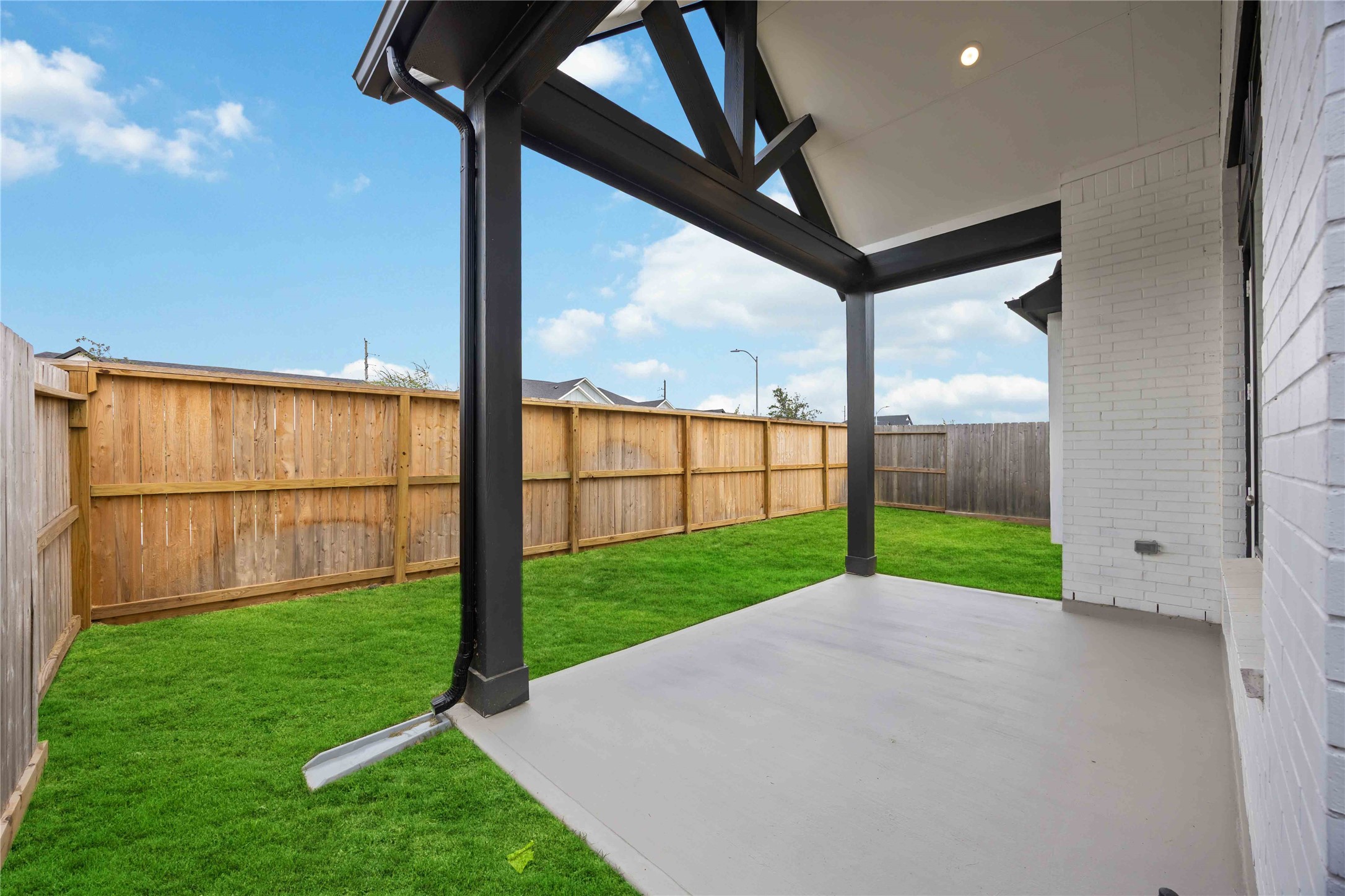2211 Grapewood Lane Property Photo 39