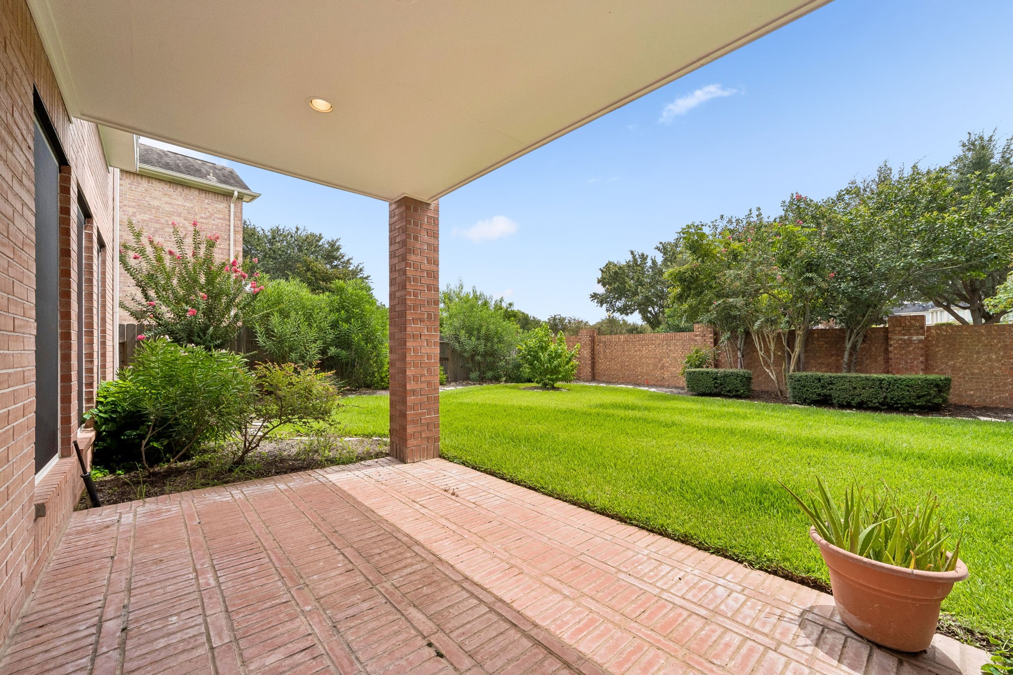 6011 Katie Leigh Lane Property Photo 12
