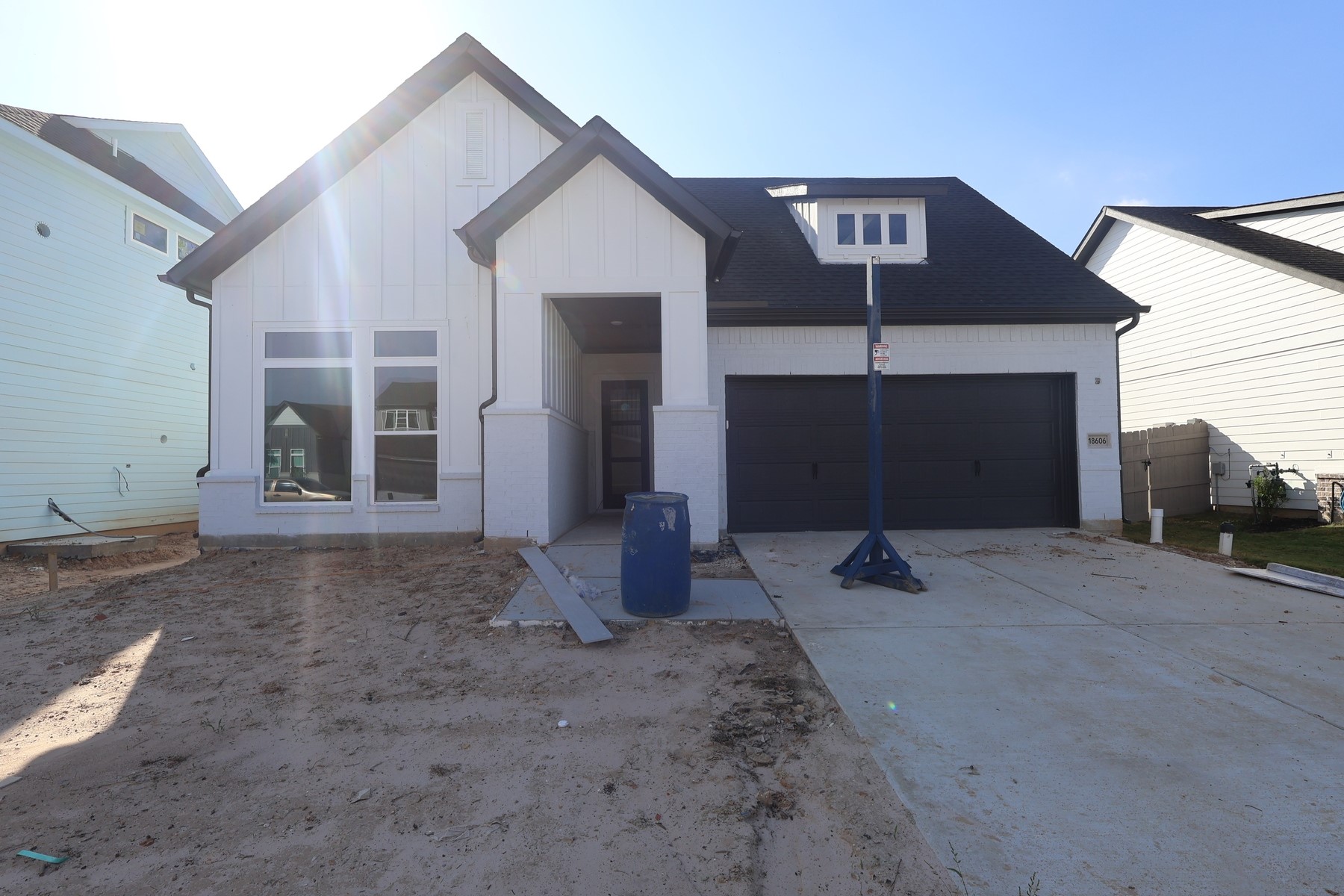 18606 Rumba Court Property Photo 2