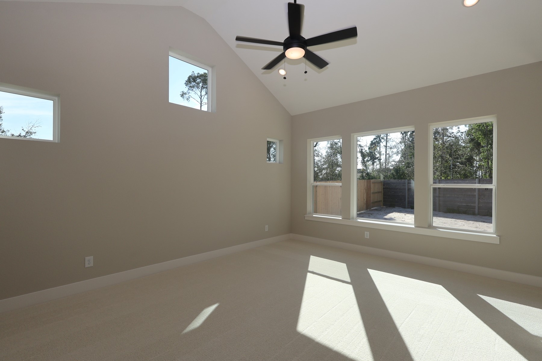 18606 Rumba Court Property Photo 23