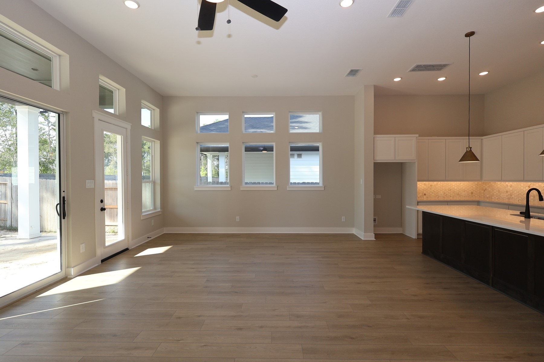 18606 Rumba Court Property Photo 24