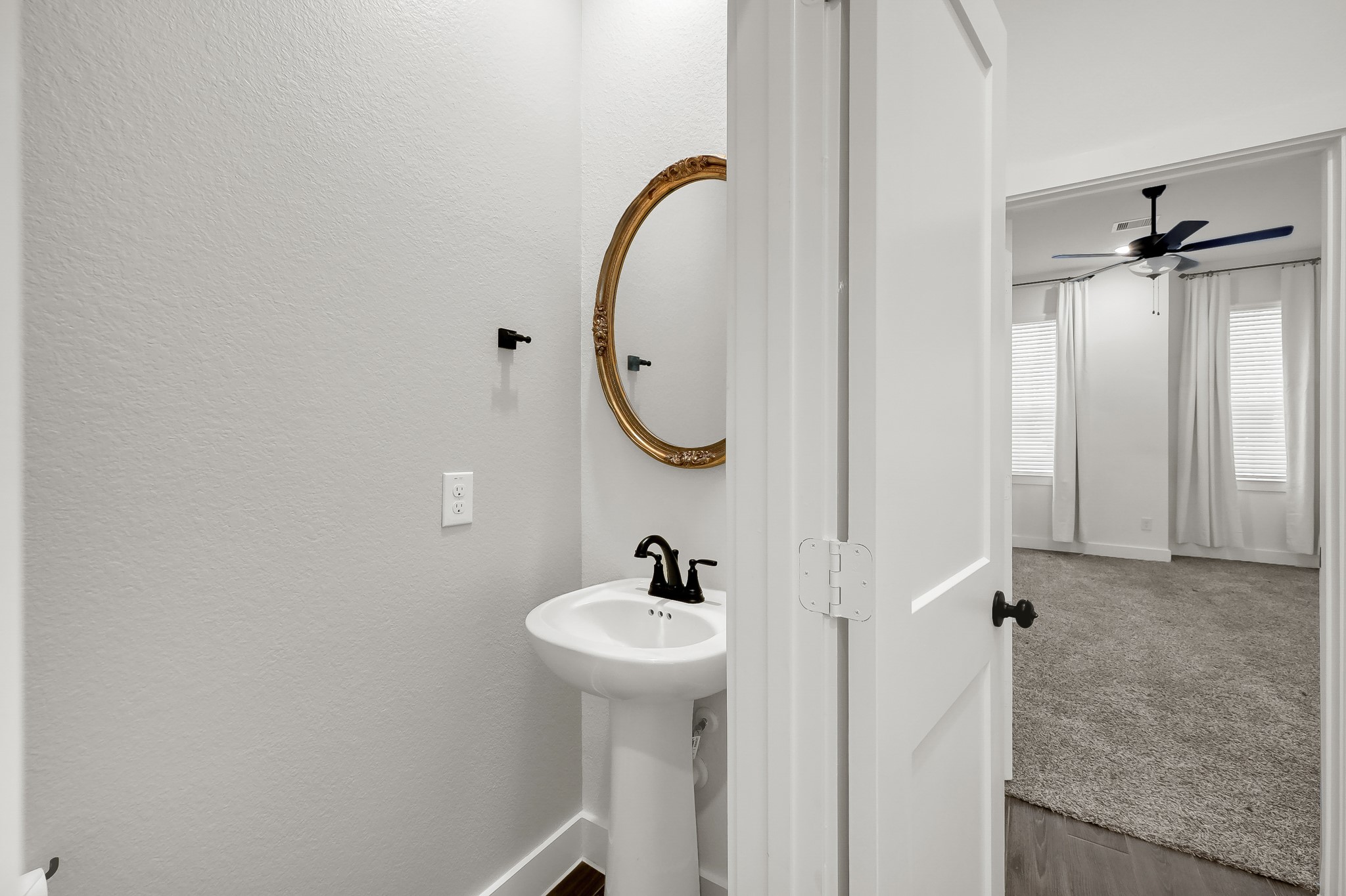 560 Red Cascade Trail Property Photo 15