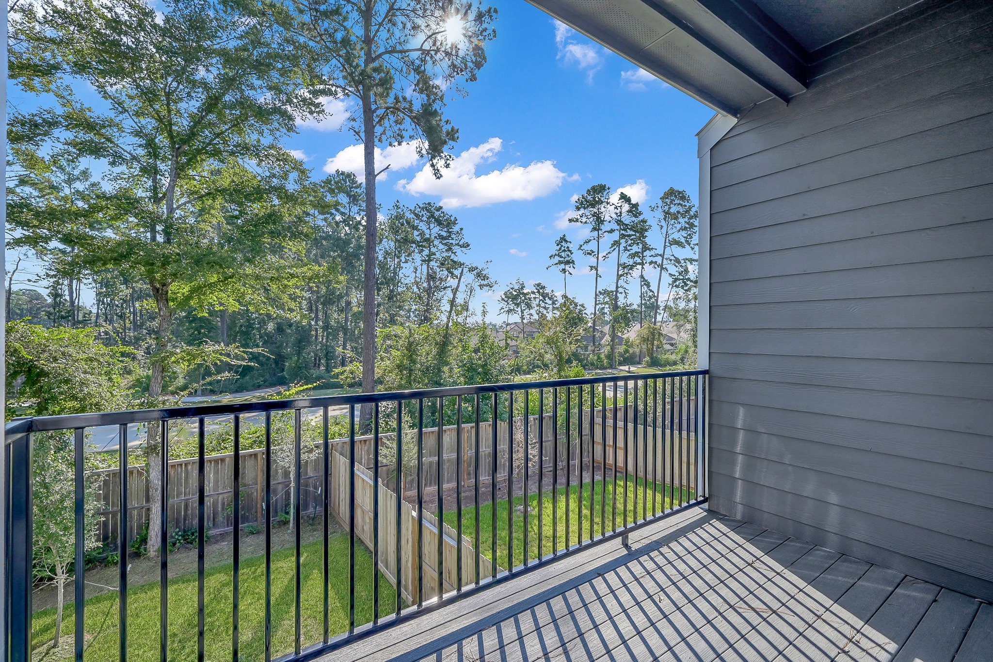 560 Red Cascade Trail Property Photo 17