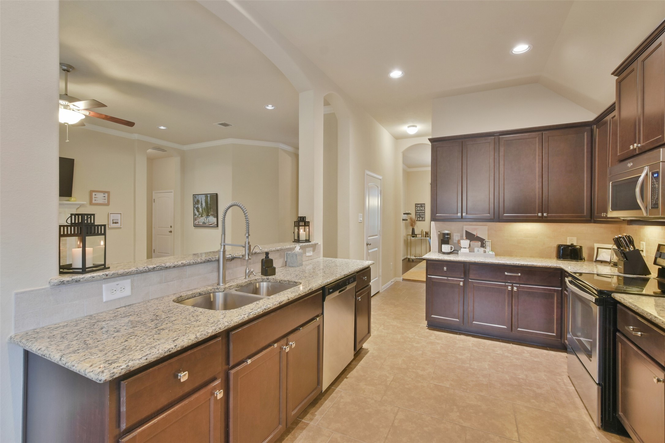 3813 Copper Mountain Property Photo 5