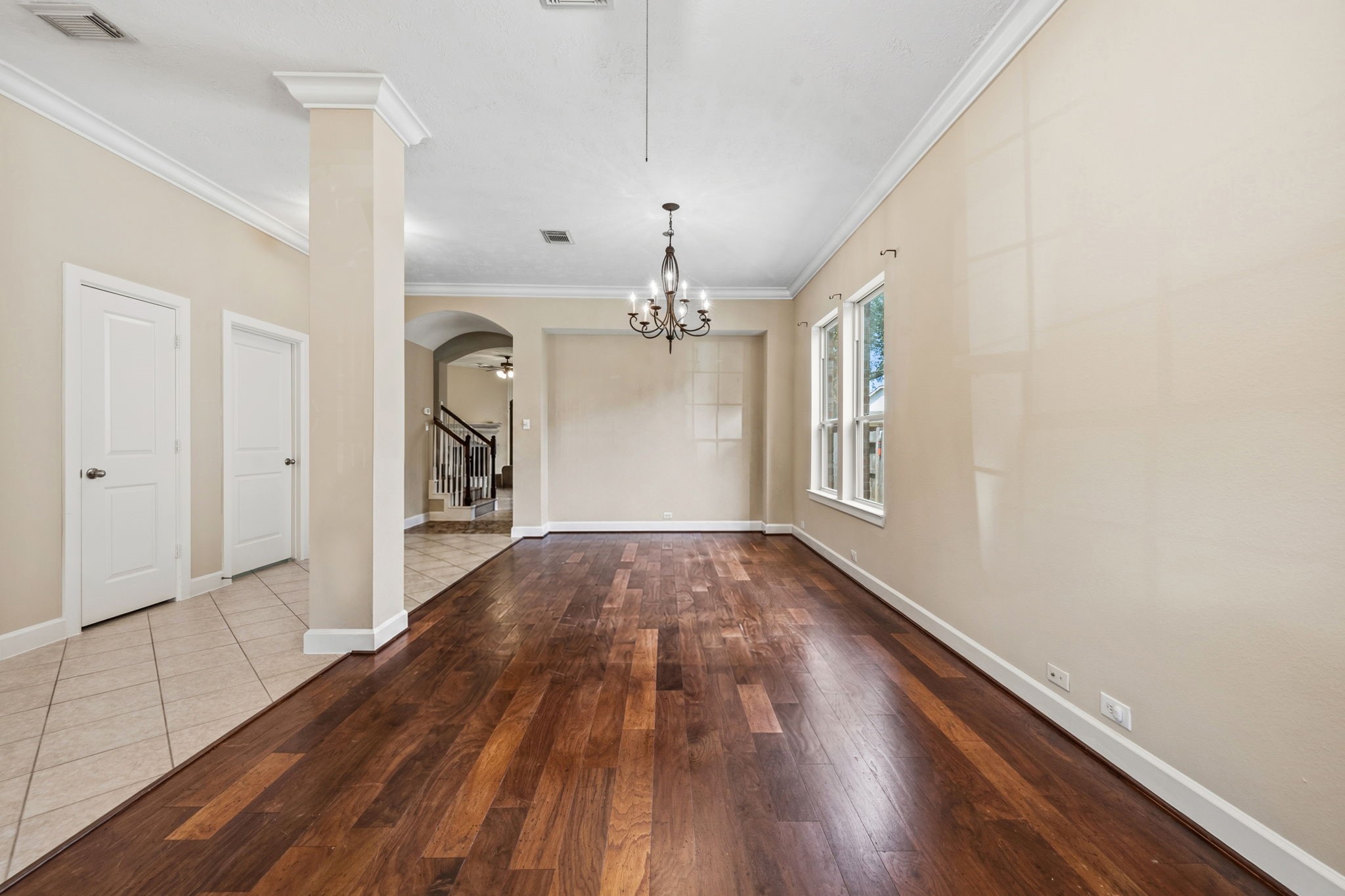 7011 Dewberry Shores Lane Property Photo 6