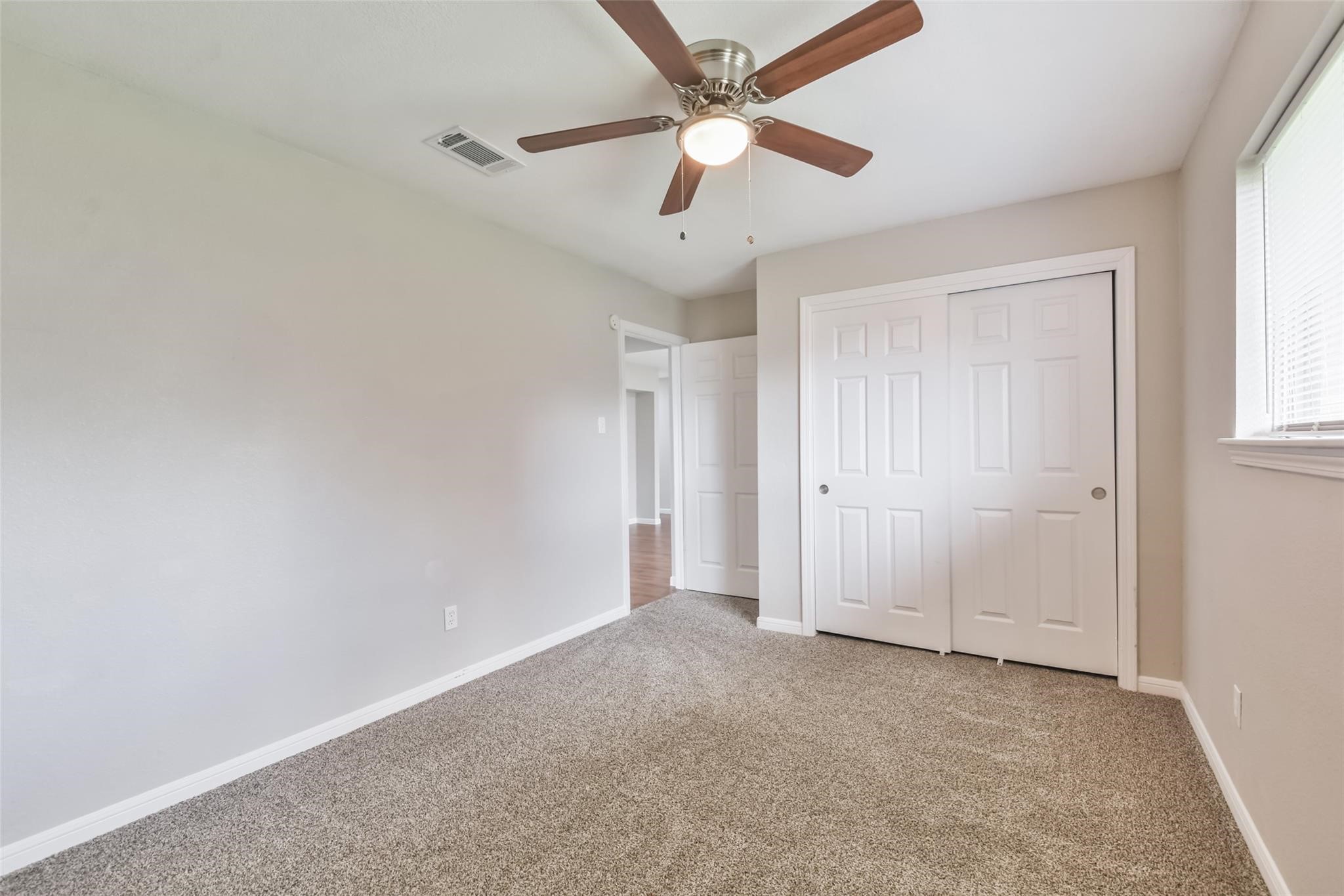 23102 Wintergate Drive Property Photo 15
