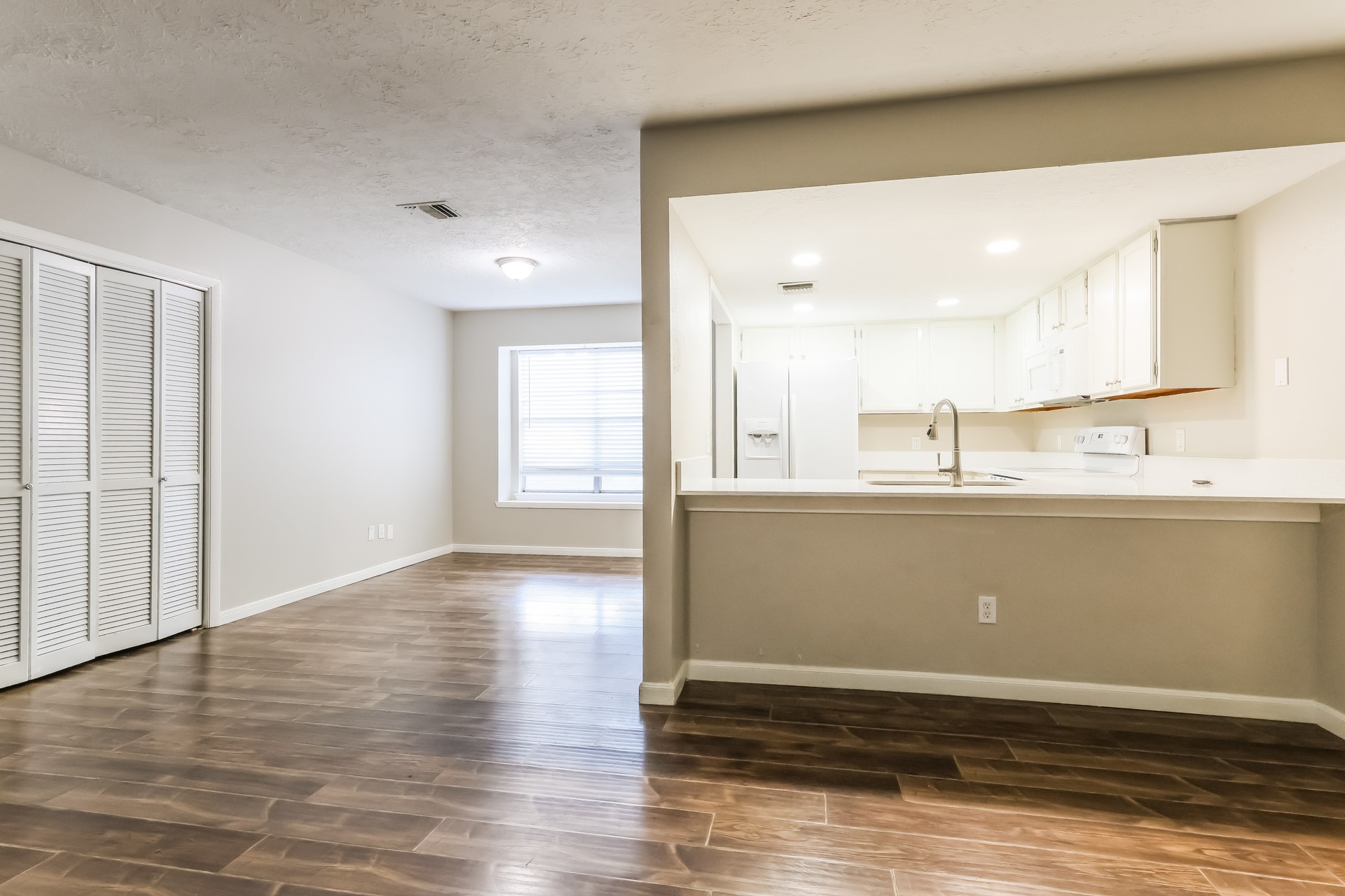 1722 Lindy Lane Property Photo 2