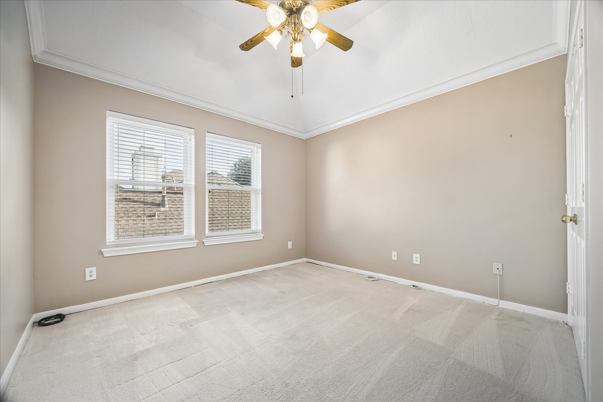 3319 Shadowfern Drive Property Photo 25