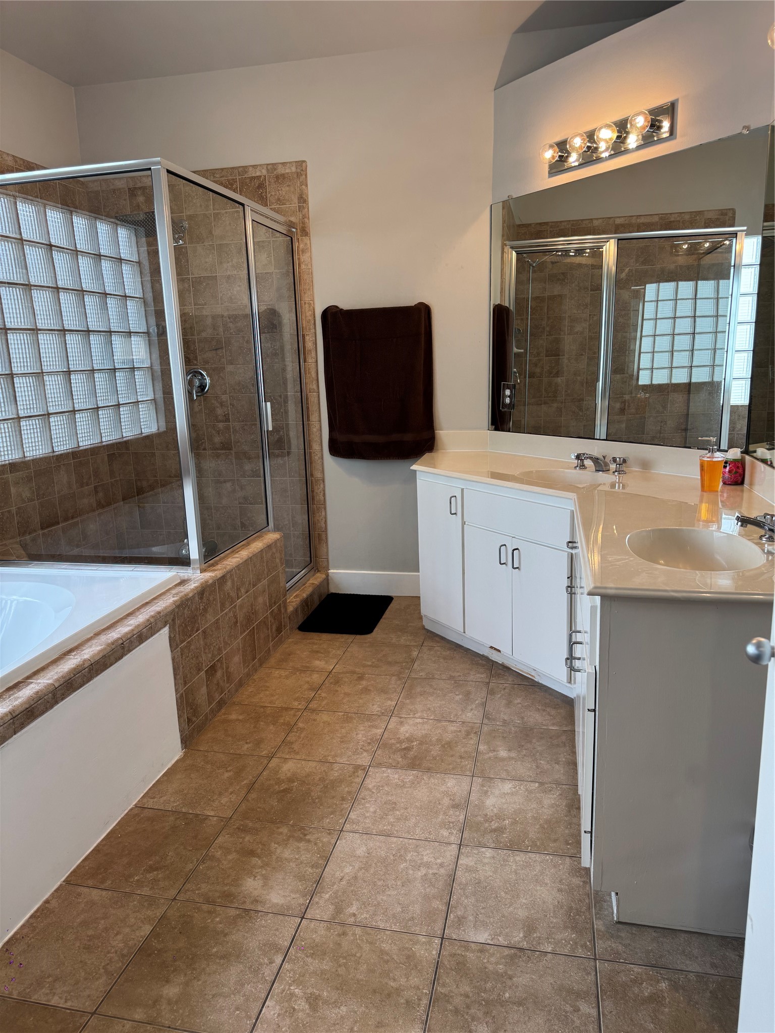 3606 Omeara Drive Property Photo 14